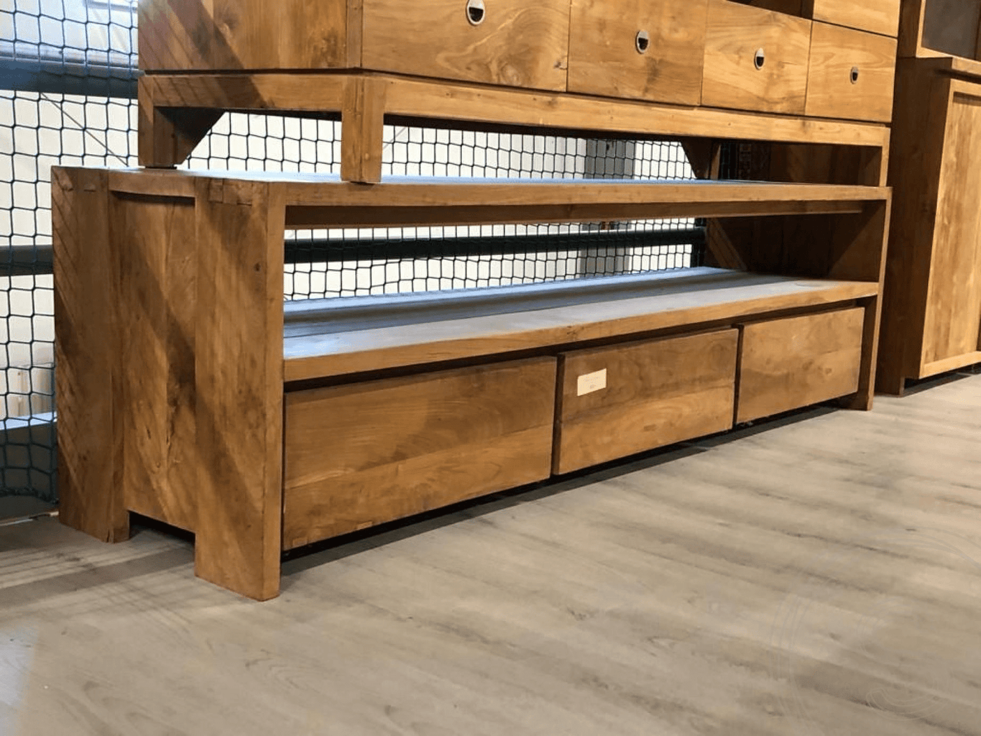 Teak TV-Sideboard mit 3 Schubladen