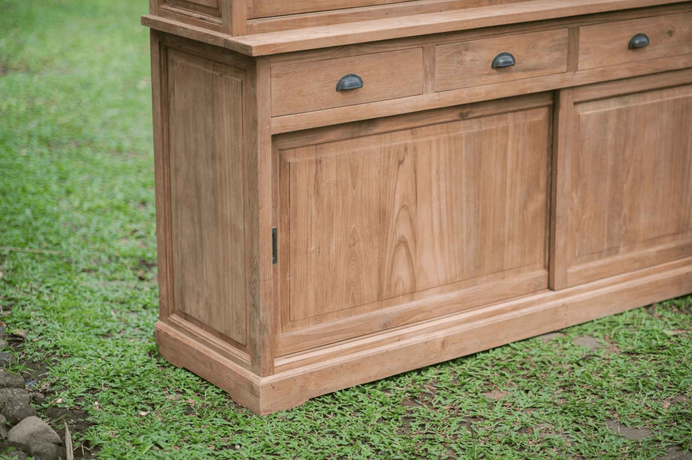 Teak vitrinekast 200cm - Souren Meubels