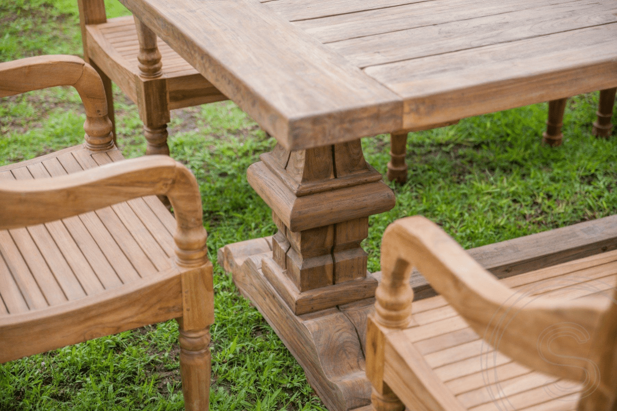 Outdoor Klostertisch 300x100 + 10 Bahnhofstühle