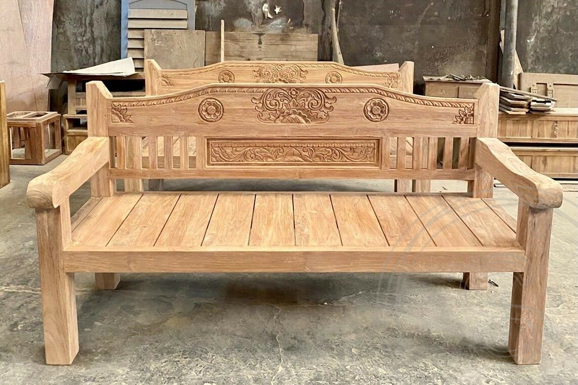 Teak Loungebank Carving 220cm