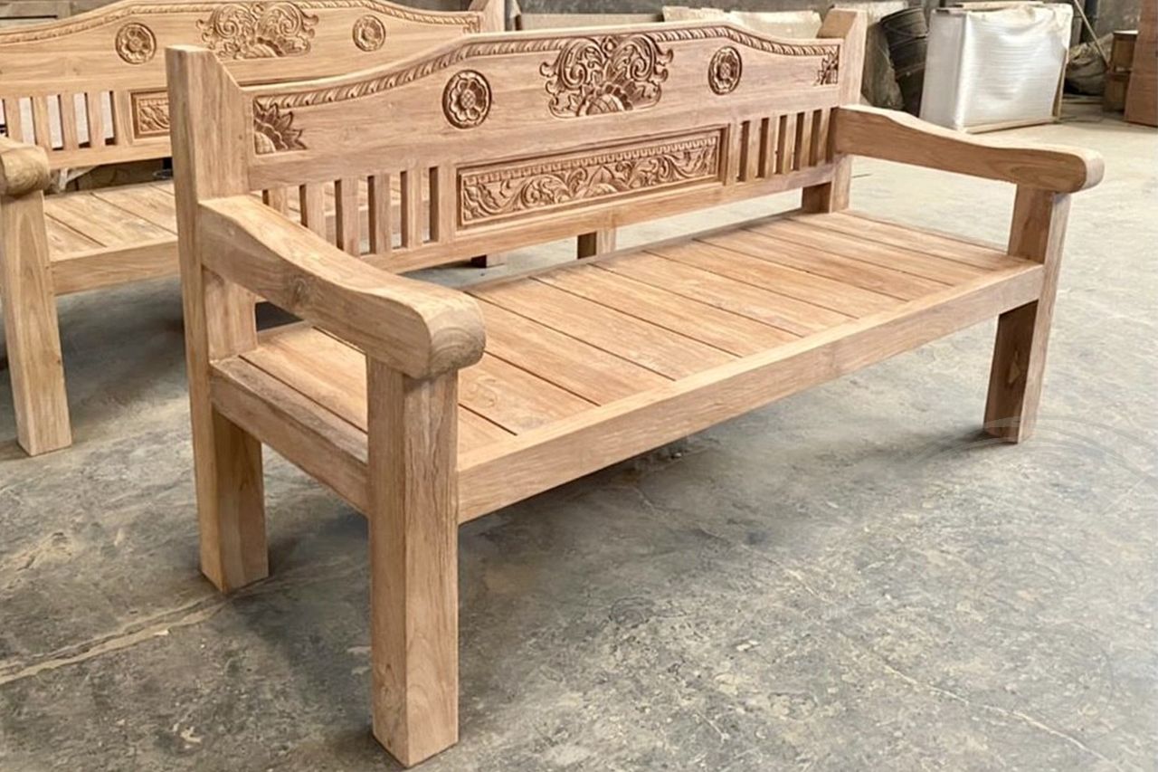 Teak Loungebank Carving 220cm