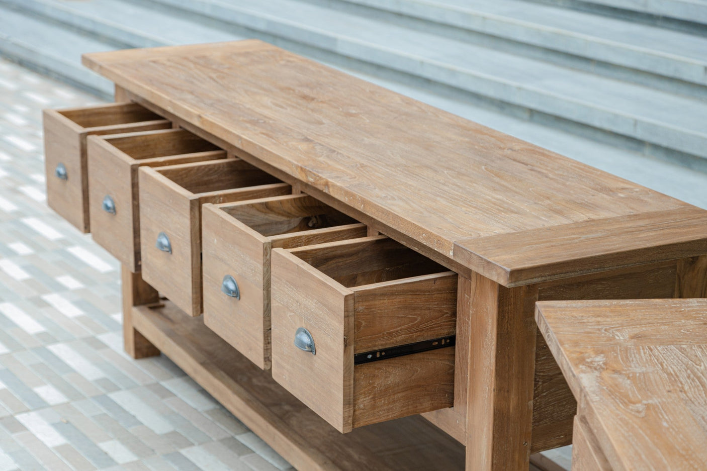 Rustikales Teak Sideboard mit Schubladen – Recyceltes Massivholz 200 / 250 cm