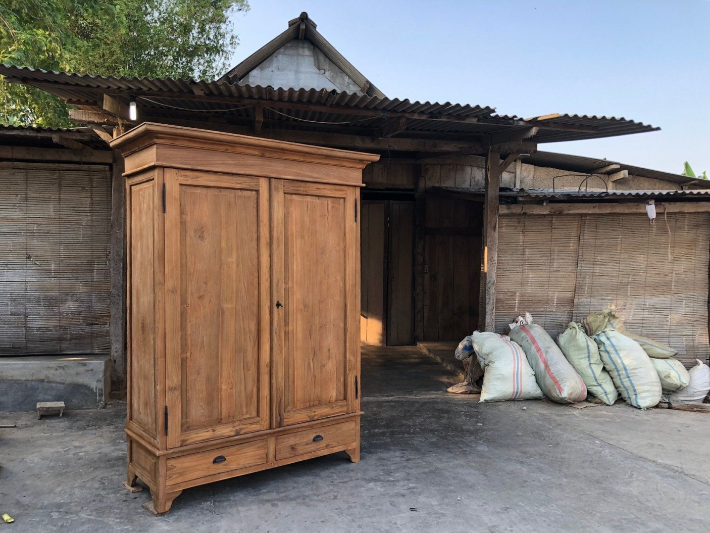 Teak Schrank 140cm