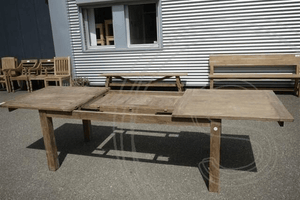 Teak Tisch Ausziehbar 200-250-300x100 + 12 Stühle
