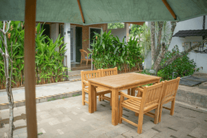 Teak Gartentisch 160 x 90 + 4 Gartenstühle Elephant