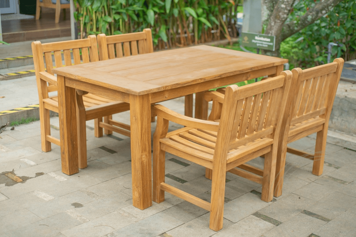 Teak Gartentisch 160 x 90 + 4 Gartenstühle Elephant