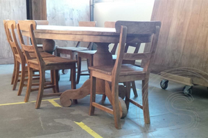 Teak Tisch oval 300x120cm + 8 Stühle