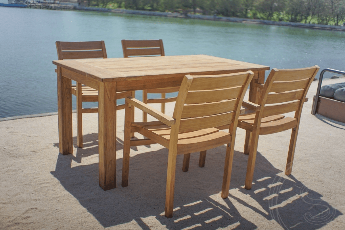 Teak Gartentisch 160 x 90 + 4 Gartenstühle Stacking
