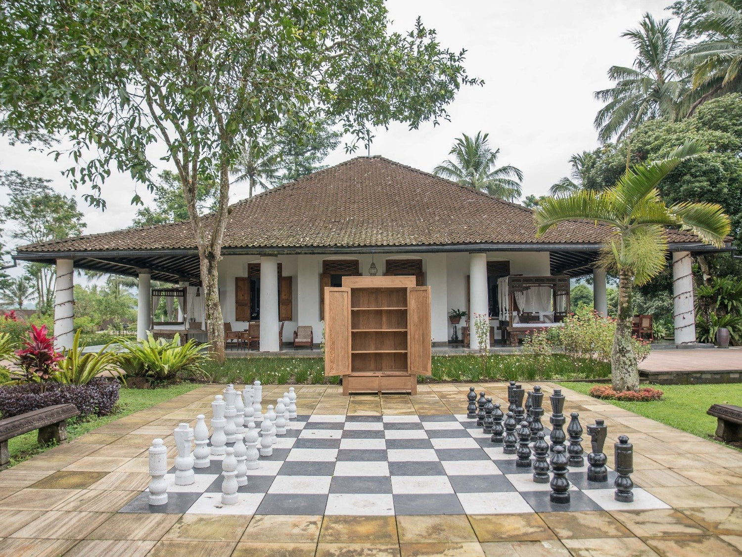 Teak kast 130cm - Souren Meubels