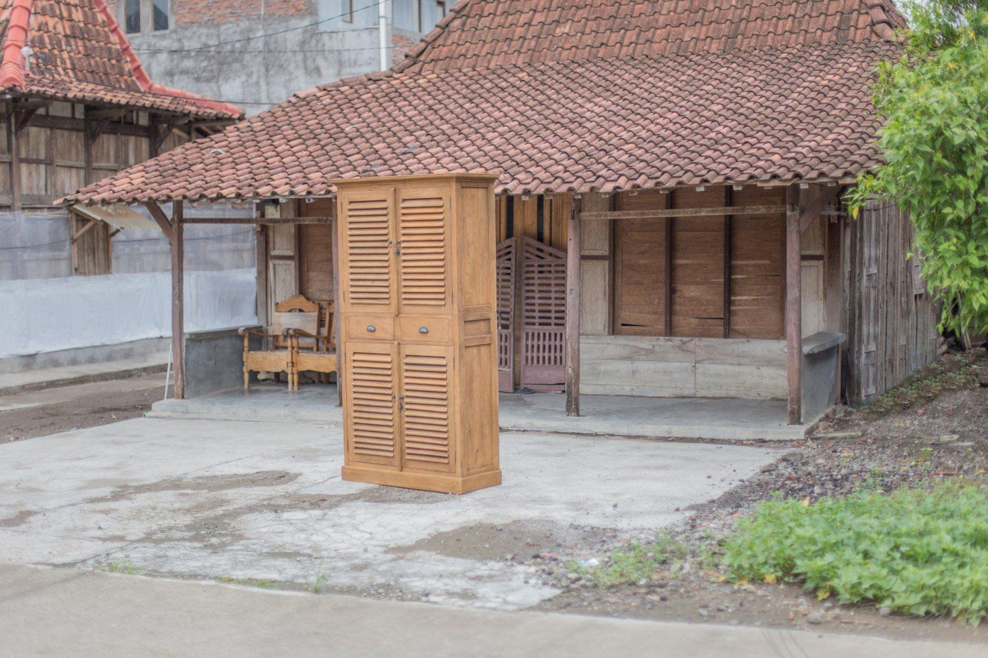 Teak Schrank Lombok