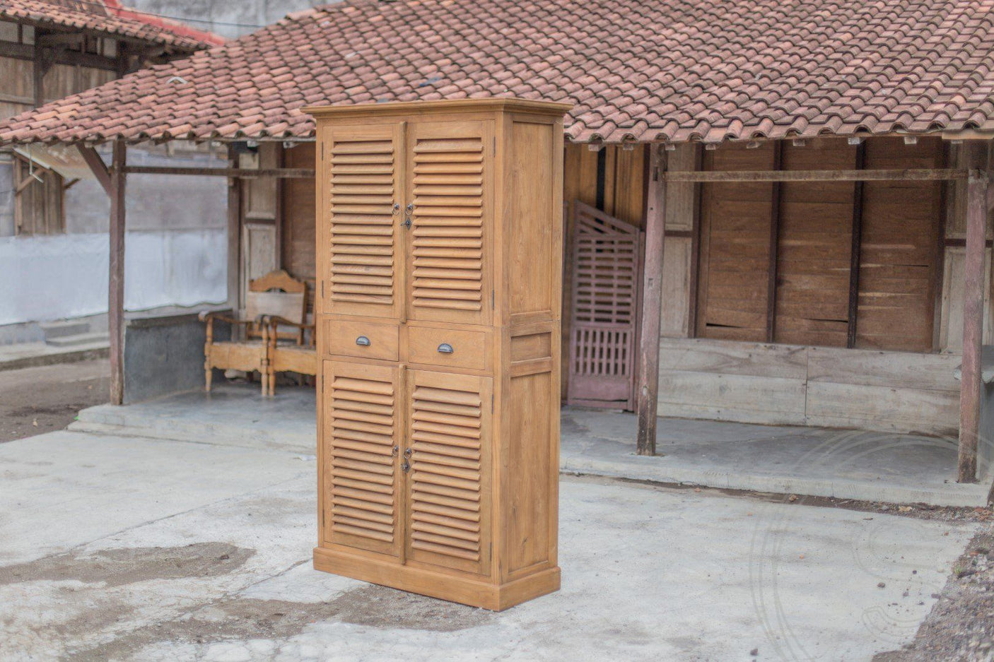 Teak Schrank Lombok
