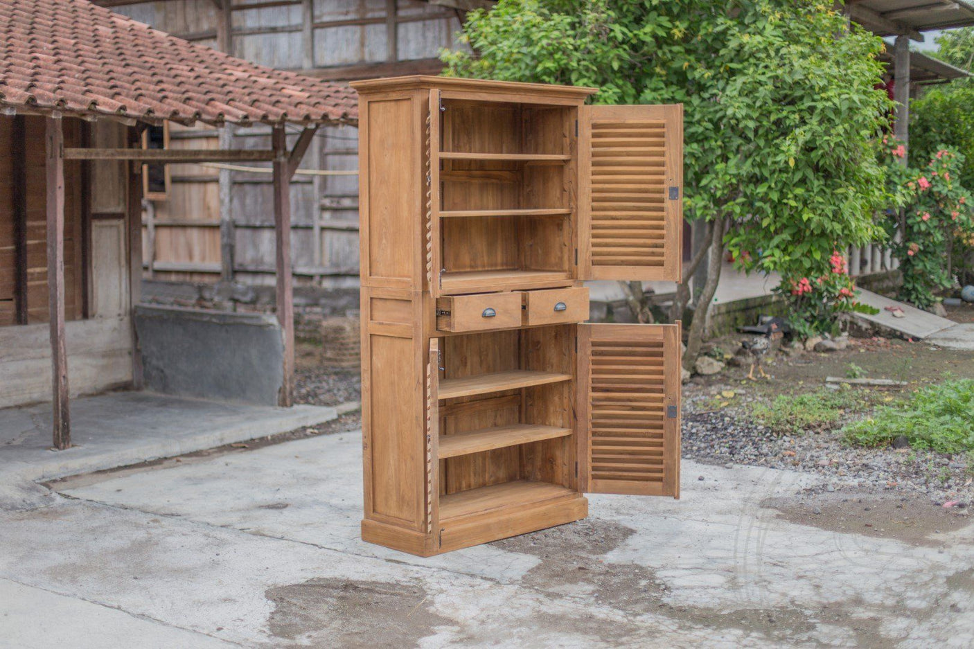 Teak Schrank Lombok