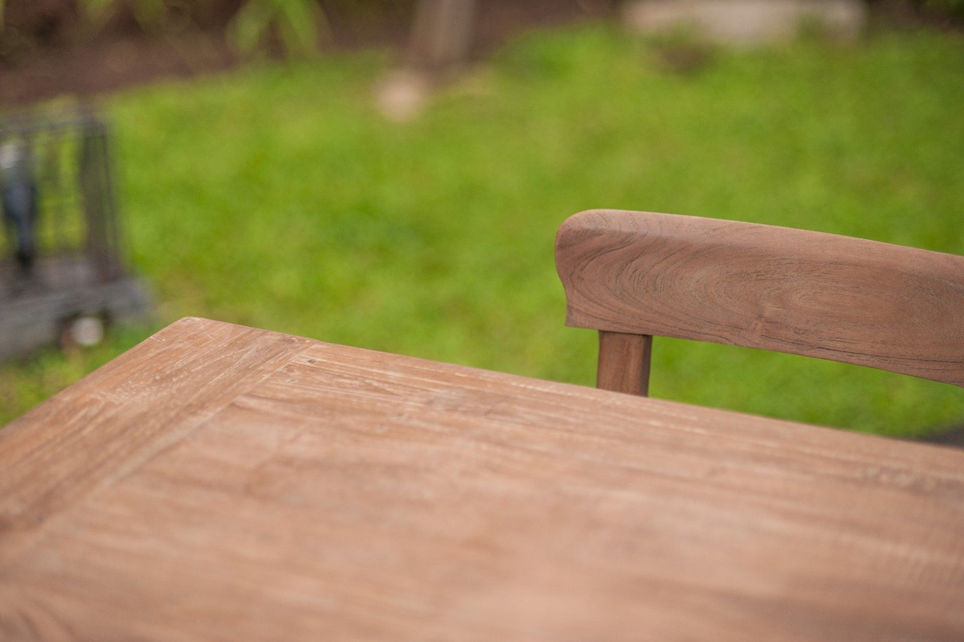 Teak tafel 90x90cm oud hout