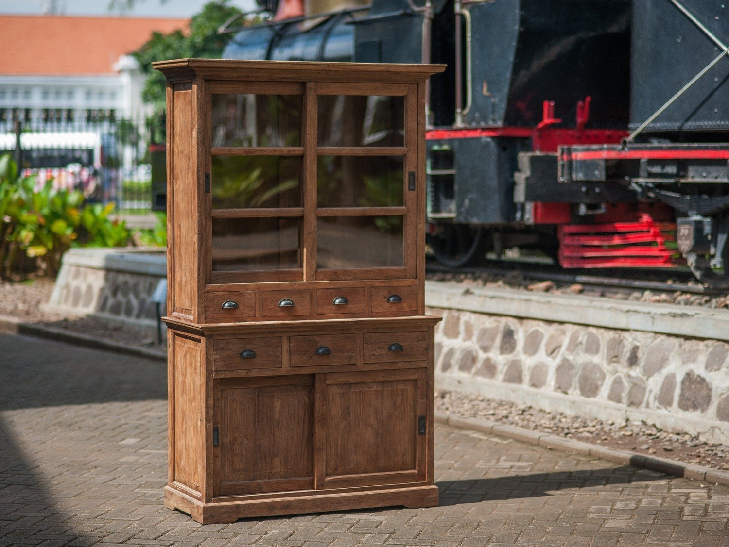 Teak vitrinekast 130cm oud hout - Souren Meubels