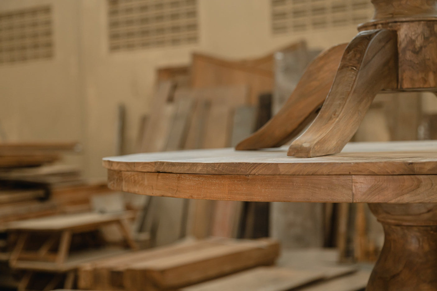 Runder Teak Esstisch Anteak – Aus originalen alten Teakplanken